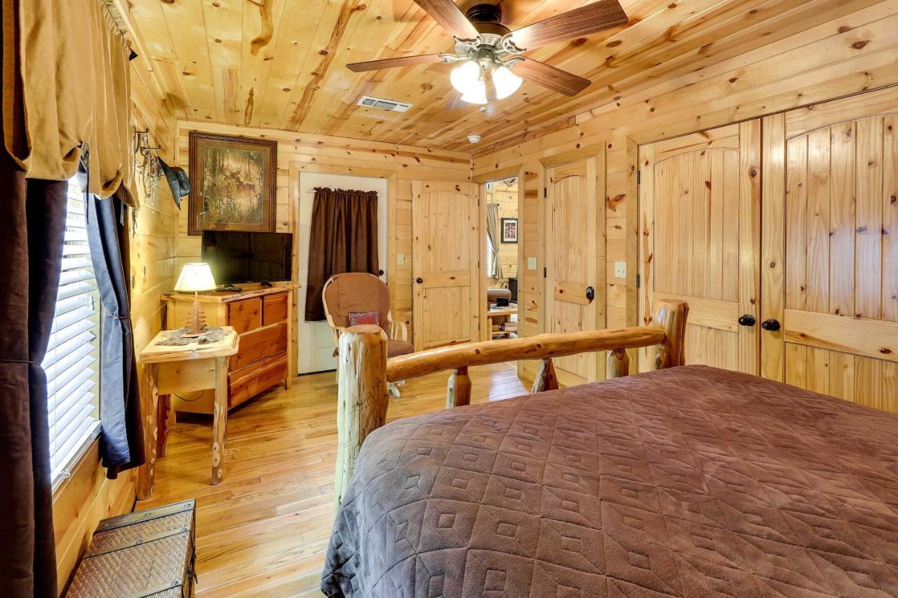 Broken Bow Rental Cabin With Hot Tub And Bar Zewnętrze zdjęcie