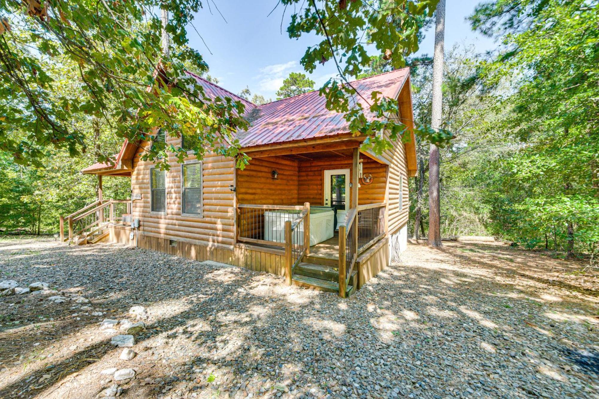 Broken Bow Rental Cabin With Hot Tub And Bar Zewnętrze zdjęcie