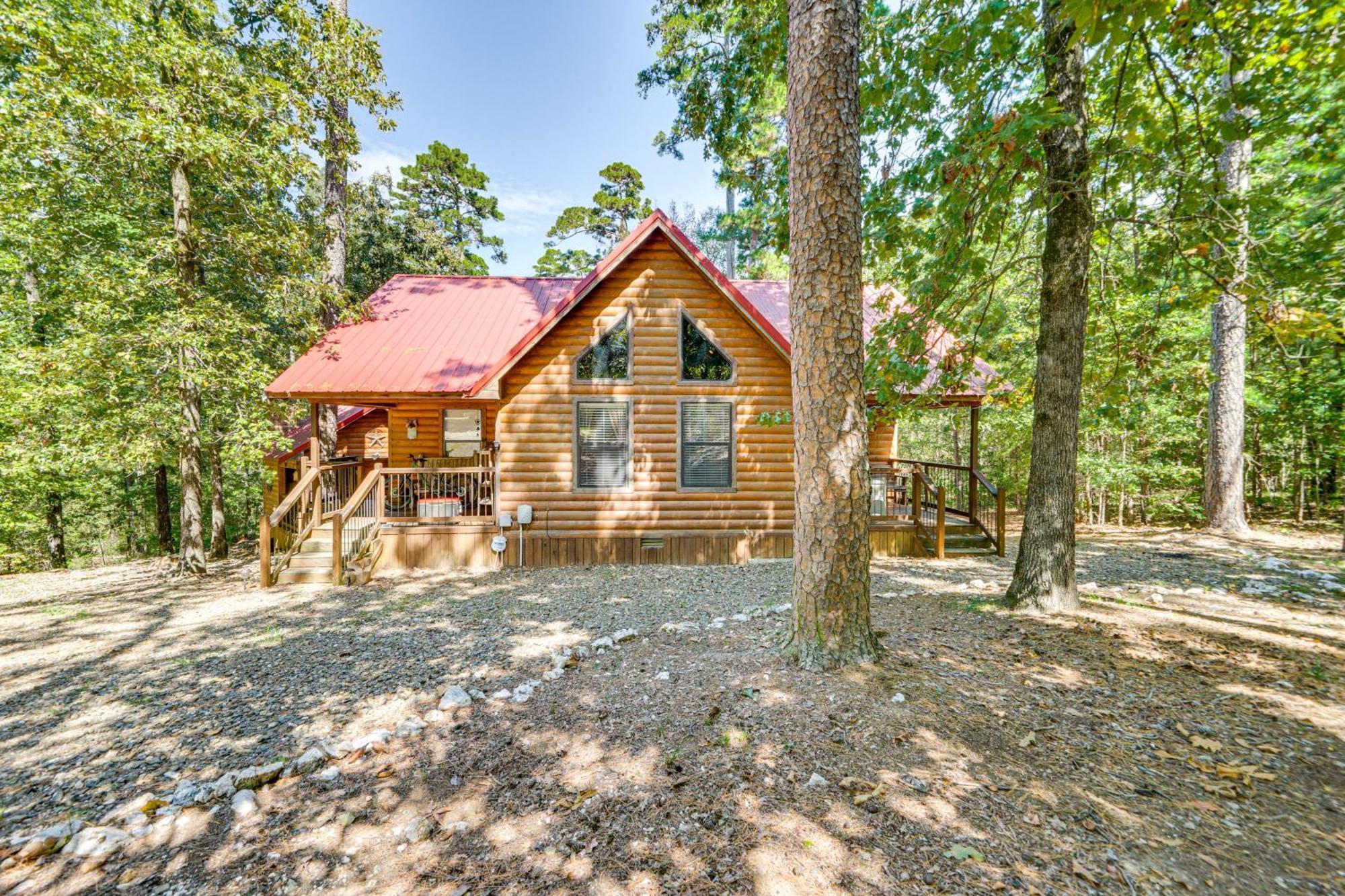 Broken Bow Rental Cabin With Hot Tub And Bar Zewnętrze zdjęcie